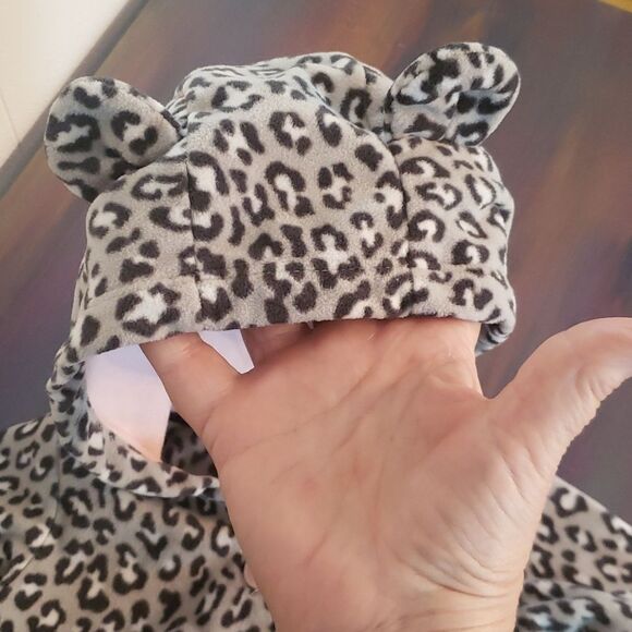 Adorable Fleece Animal Printed Carter's Hooded Jumpsuit Sz 3 Mos - Picture 2 of 6